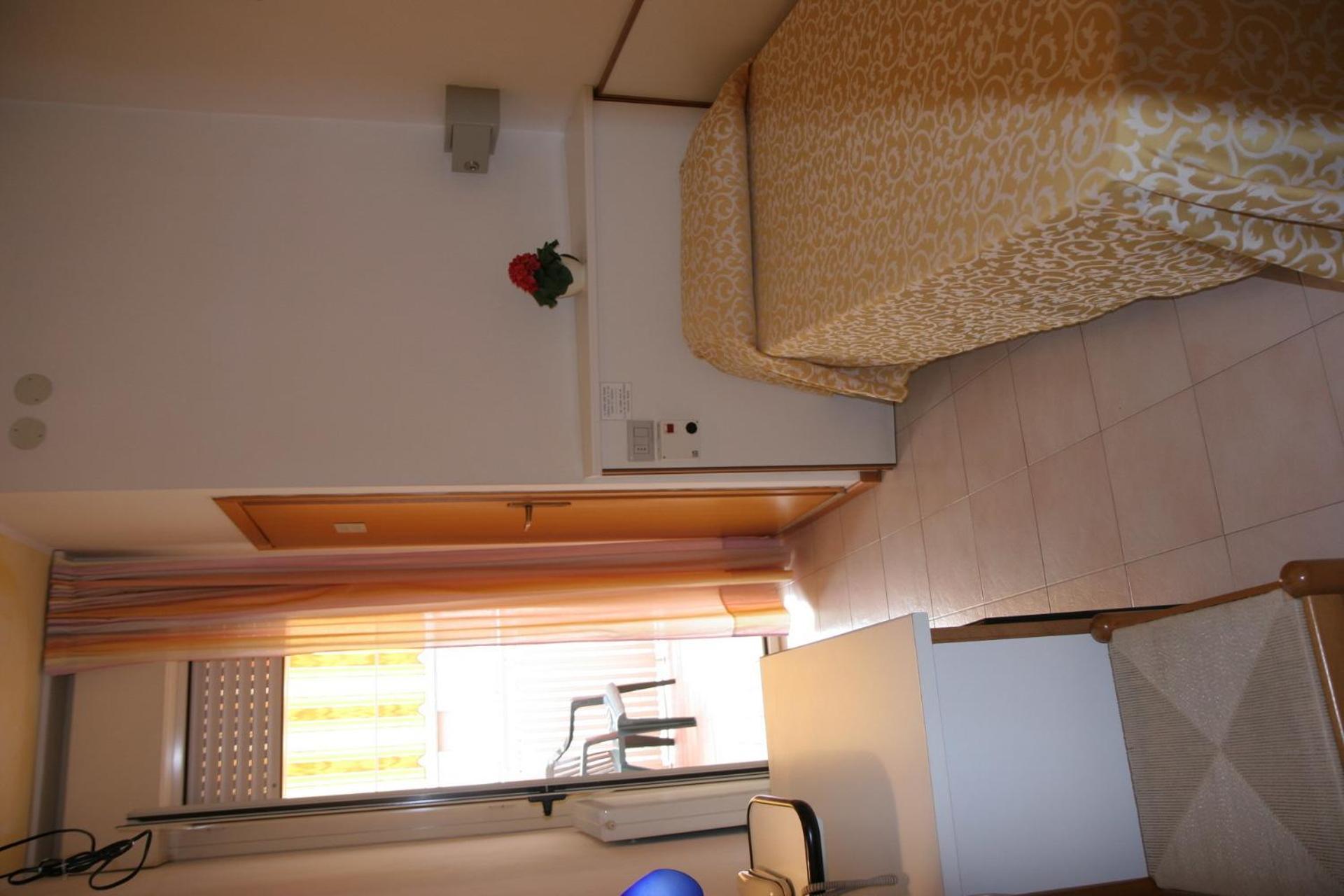 Paron Hotel